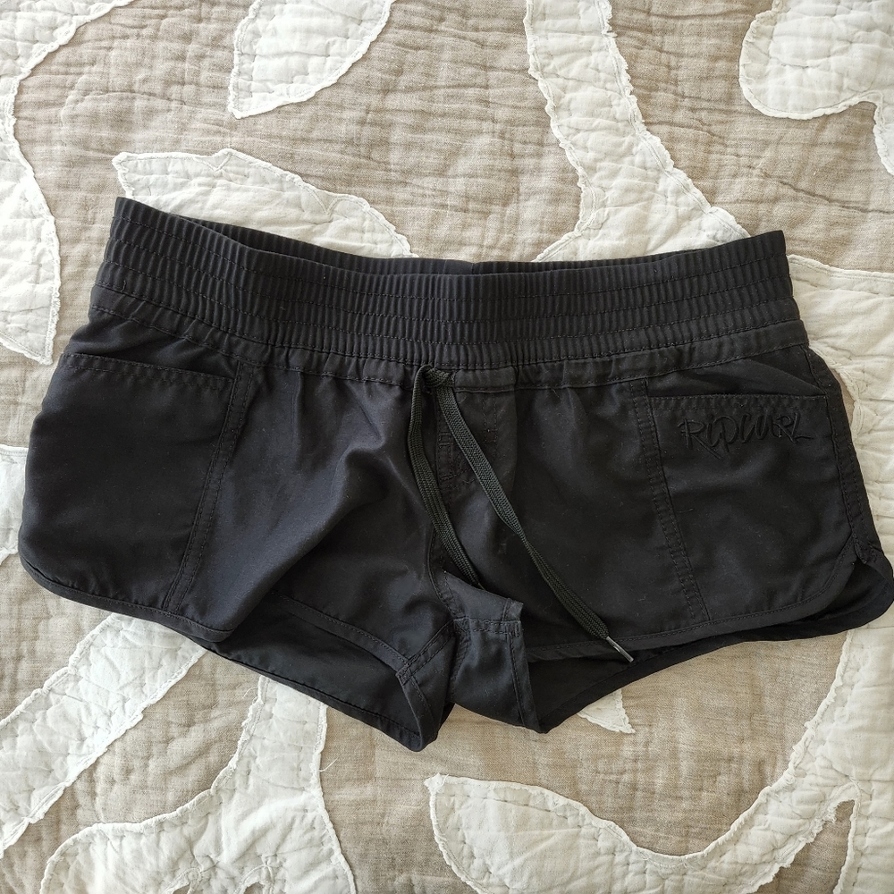 🎆 DONATED 🎆 Rip Curl Surf Shorts, Black, Large